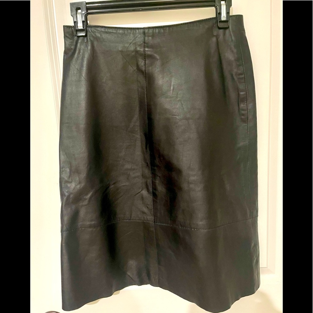 Faux leather skirt🤩